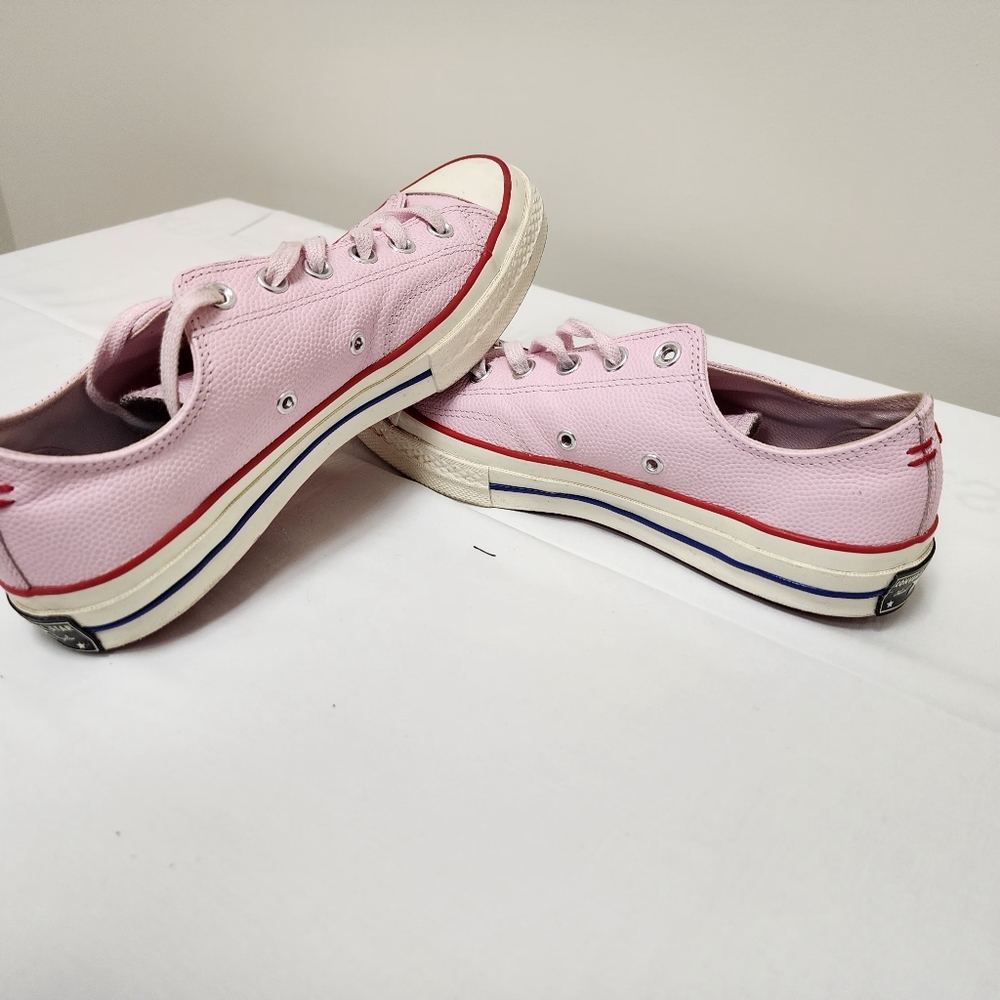 Converse - Picture 1 of 10